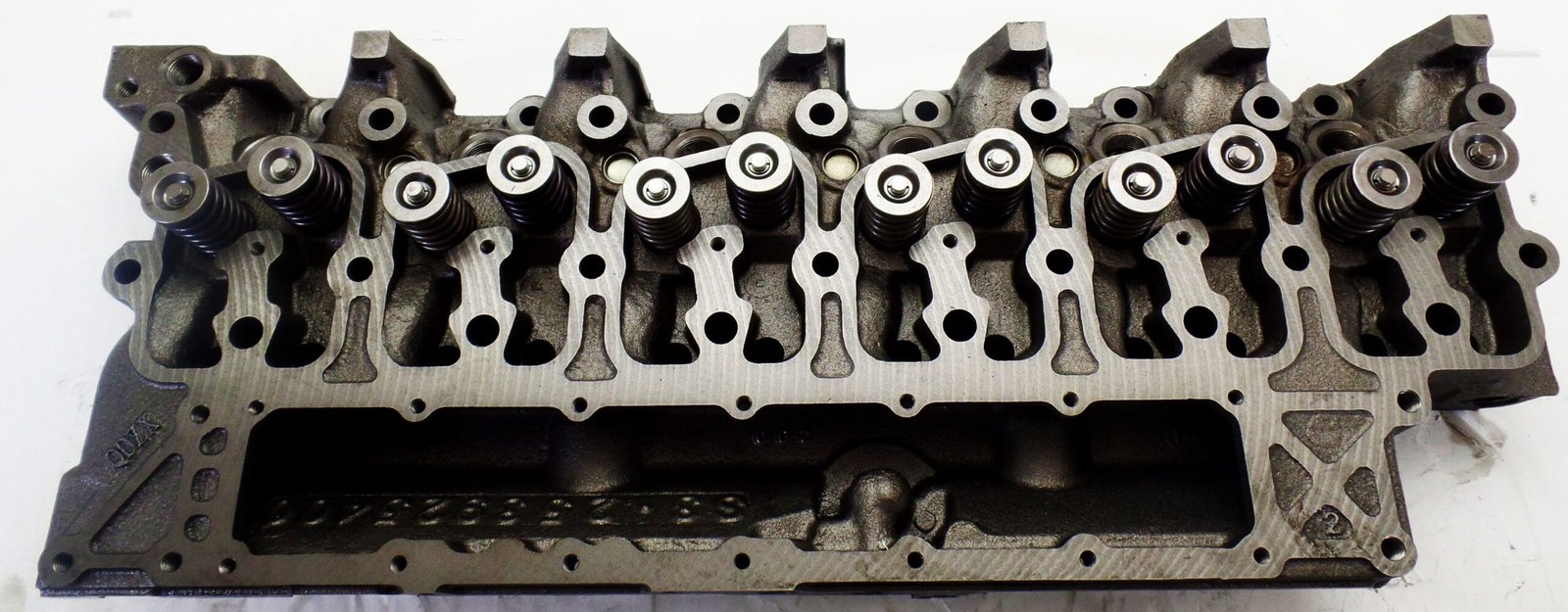 Cylinder Head For Cummins 6BT Engine | 3934747