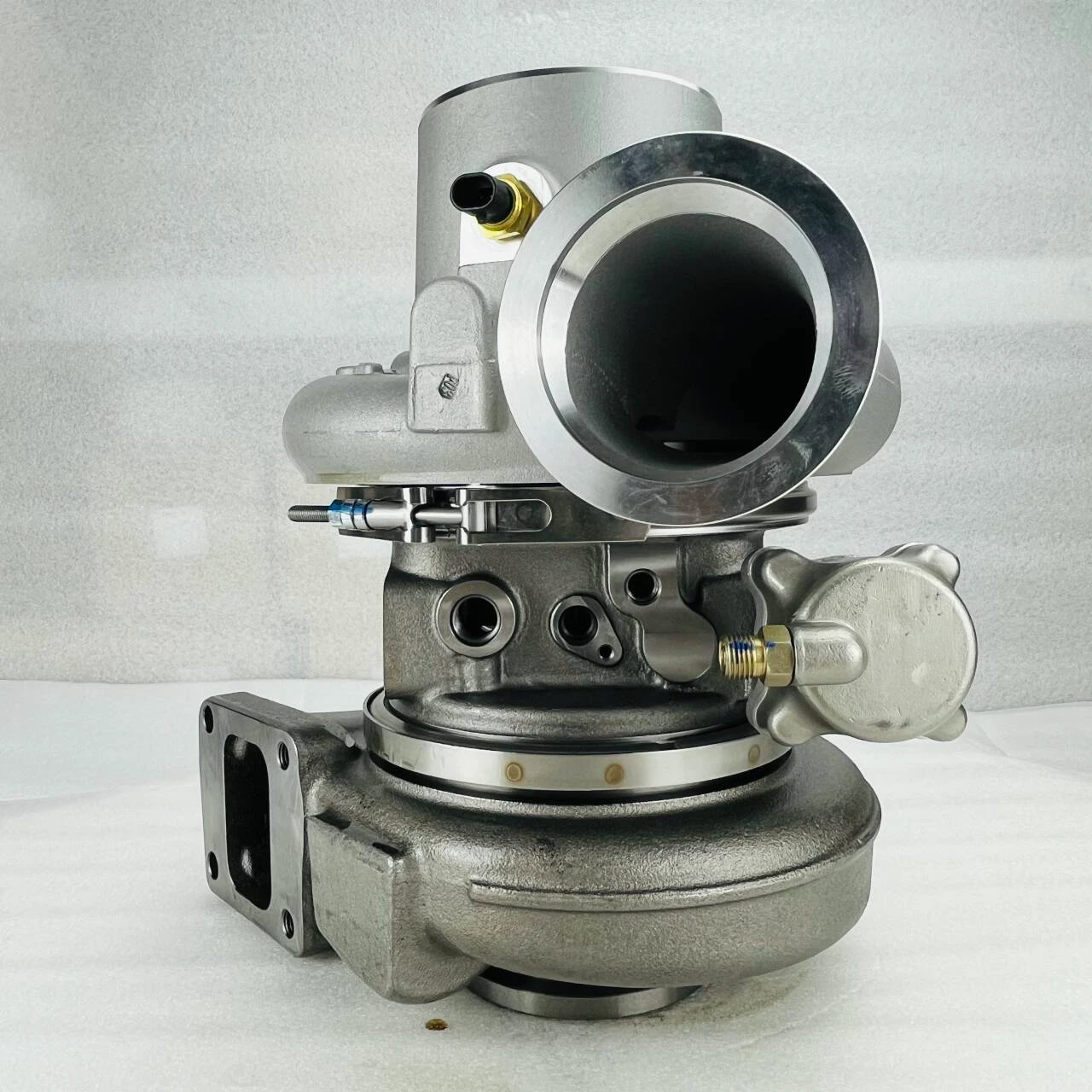 Turbo HE551V Turbocharger 2881993RX for Cummins ISX / QSX15 Engine