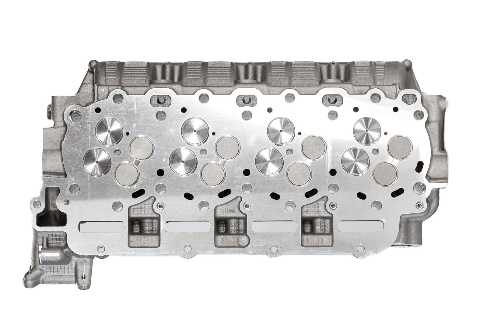 OEM-Quality Cylinder Head for Ford 6.7L Power stroke Diesel Engine